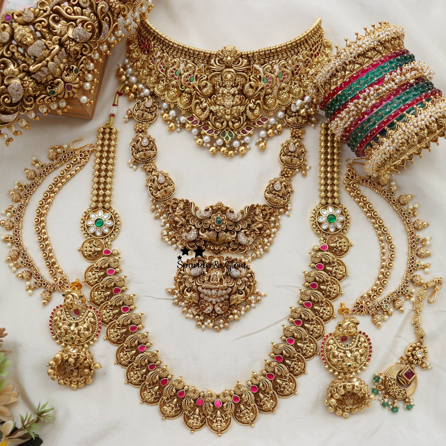 Exquisite Gold-Alike Long Temple Necklace for Weddings